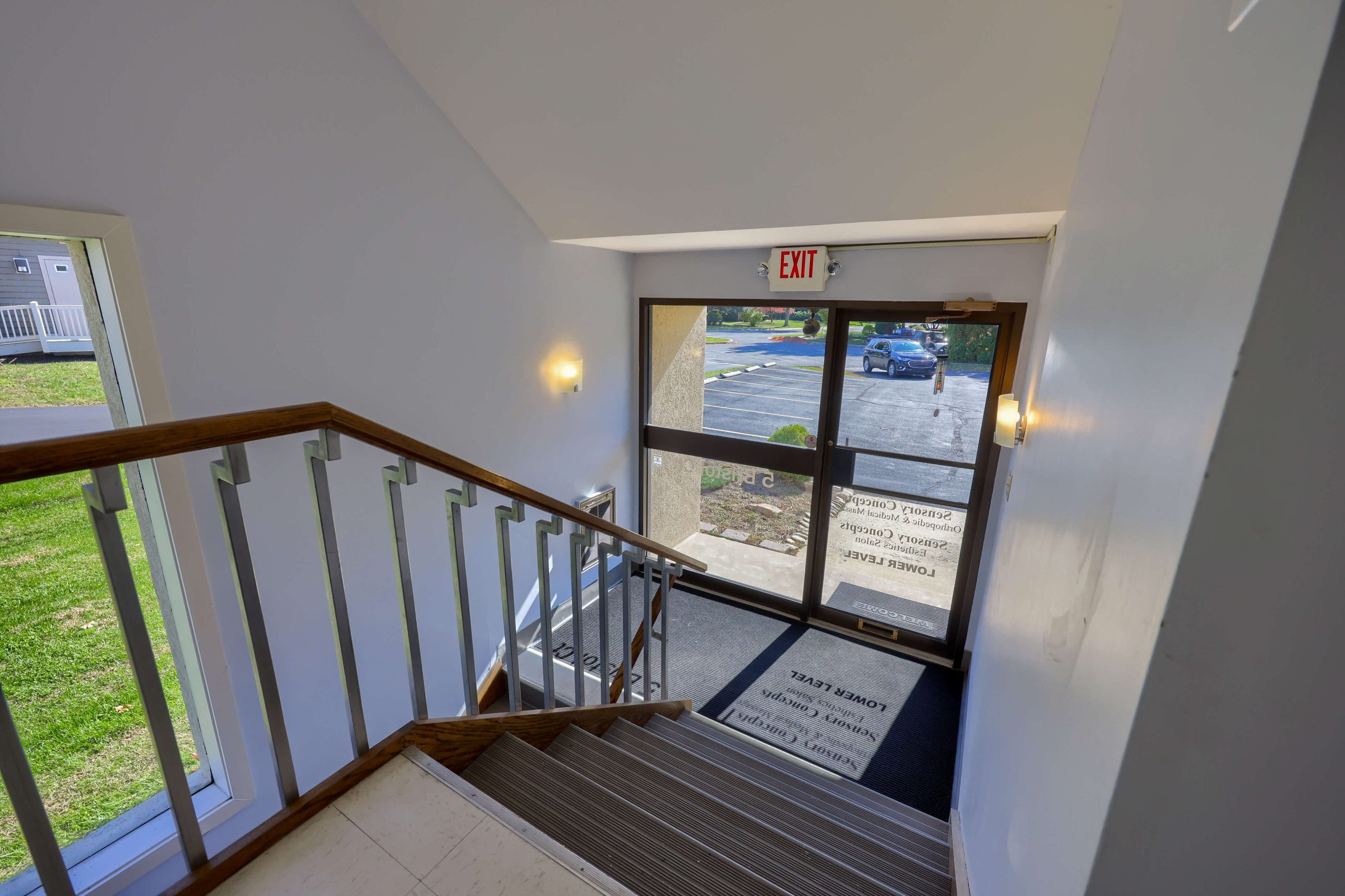 5 Bristol Ct main stairwell